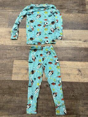 Posh Peanut 2T Pajamas Space Print